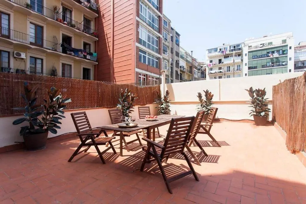 Stylish And Centric 2-Bedroom Apartment In Eixample &Terrace P2 Barcelona